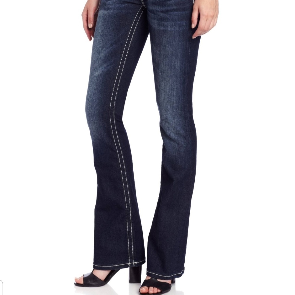 Jeans - Picture 7 of 8